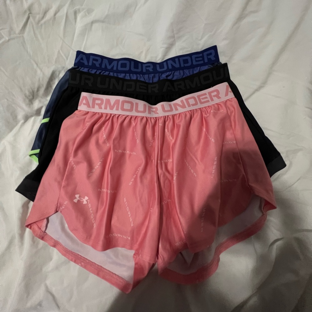 Underarmour 3 pack shorts Size M